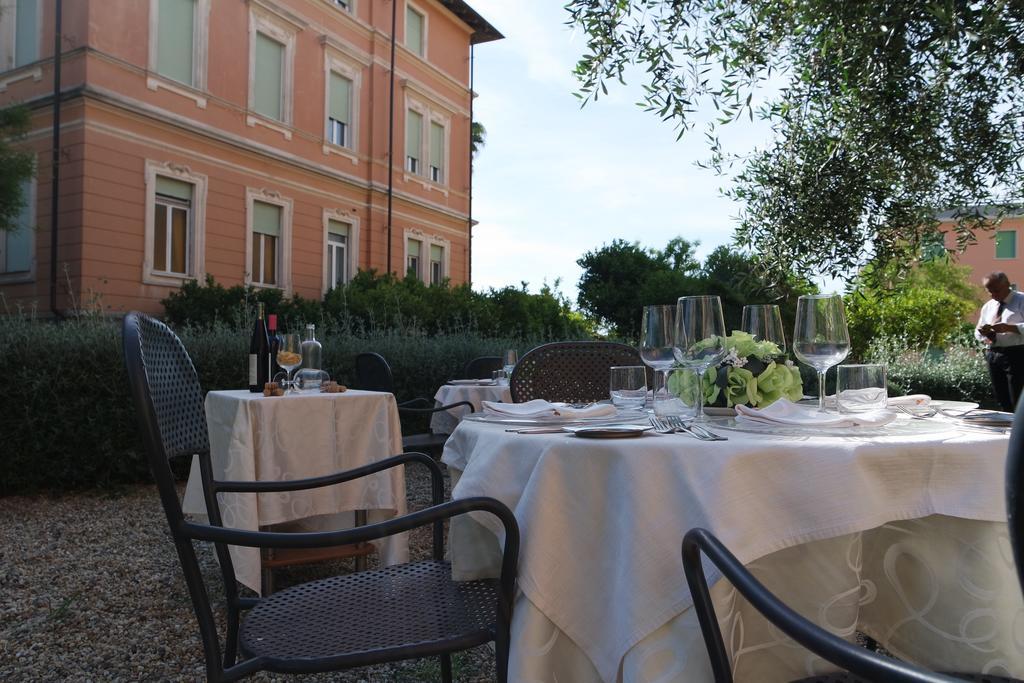 Hotel Villa San Giuseppe San Bartolomeo al Mare Kültér fotó