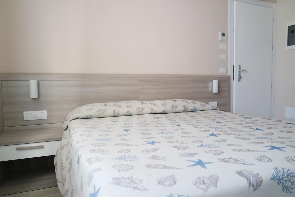 Hotel Villa San Giuseppe San Bartolomeo al Mare Kültér fotó